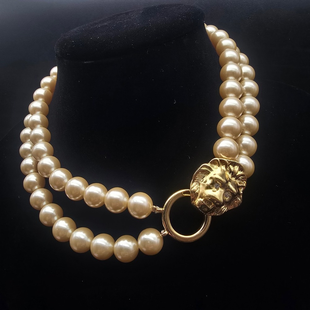KJL for Avon 1986 Society Collection Necklace Lion Head Faux Pearl Vintage
